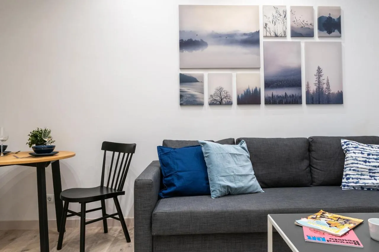 Cozy Studio Apartment 5 Min From Camp Nou Βαρκελώνη