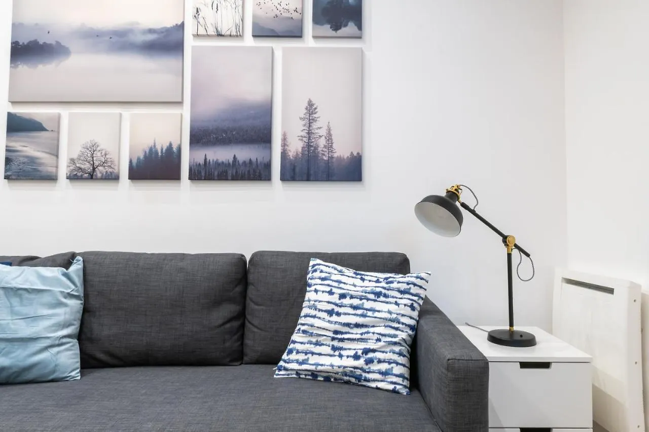 Cozy Studio Apartment 5 Min From Camp Nou Βαρκελώνη 0*,  Ισπανία