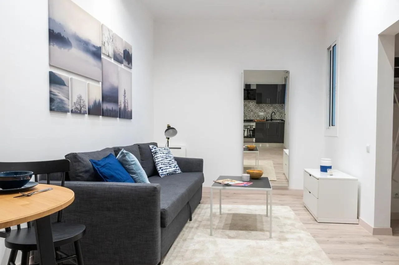 Cozy Studio Apartment 5 Min From Camp Nou Βαρκελώνη